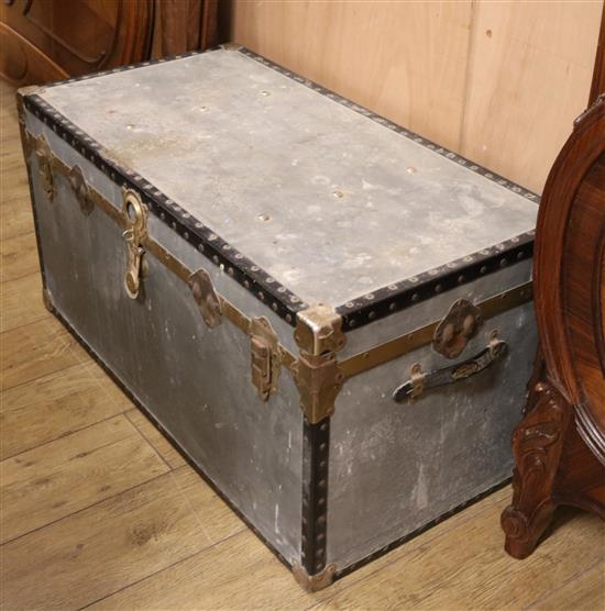 A travel trunk W.100cm